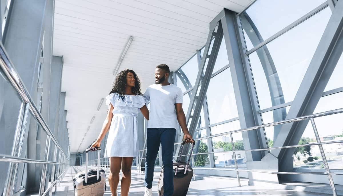 couples travel outfit ideas for summer