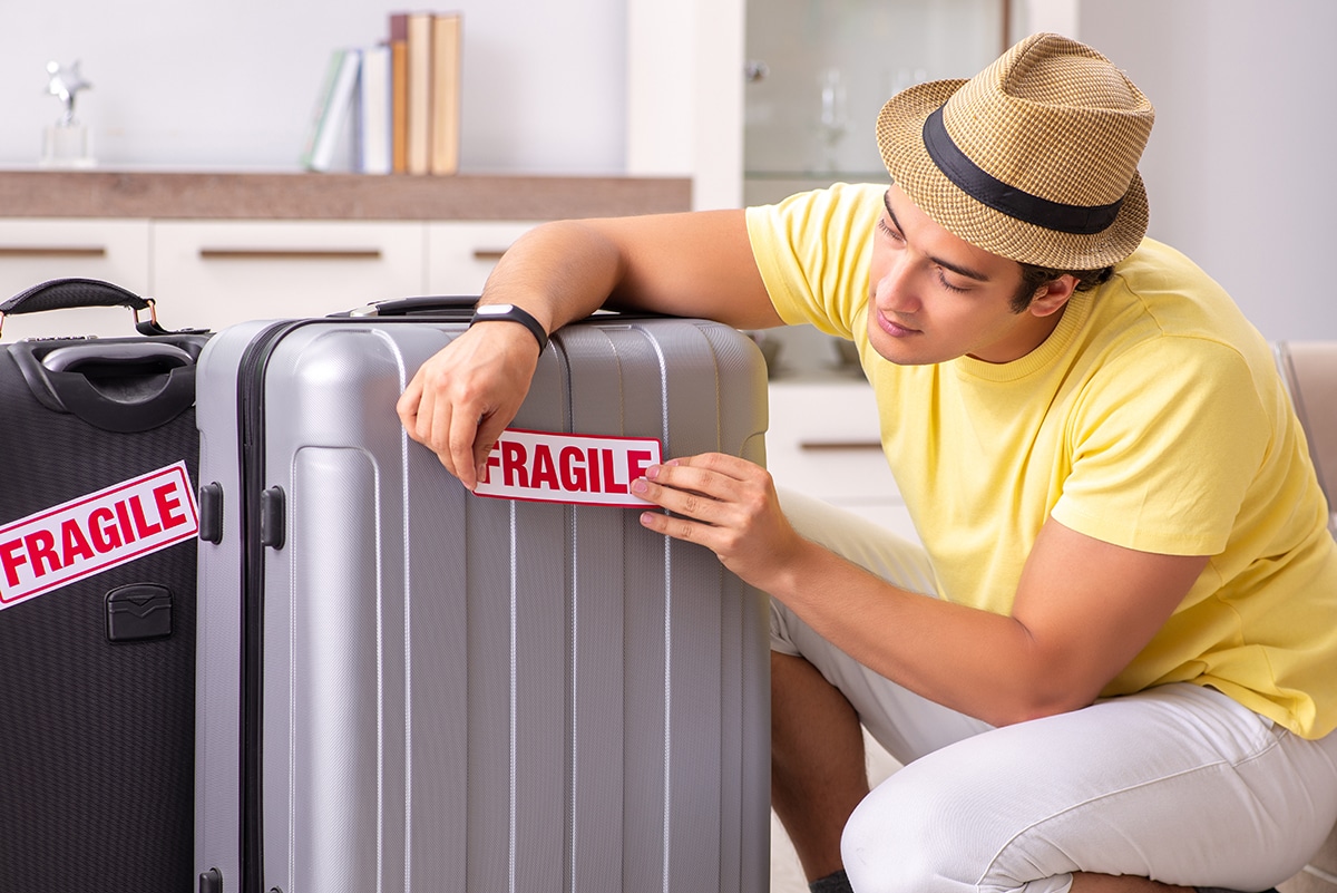 how to store your sensitive belongings for long trips